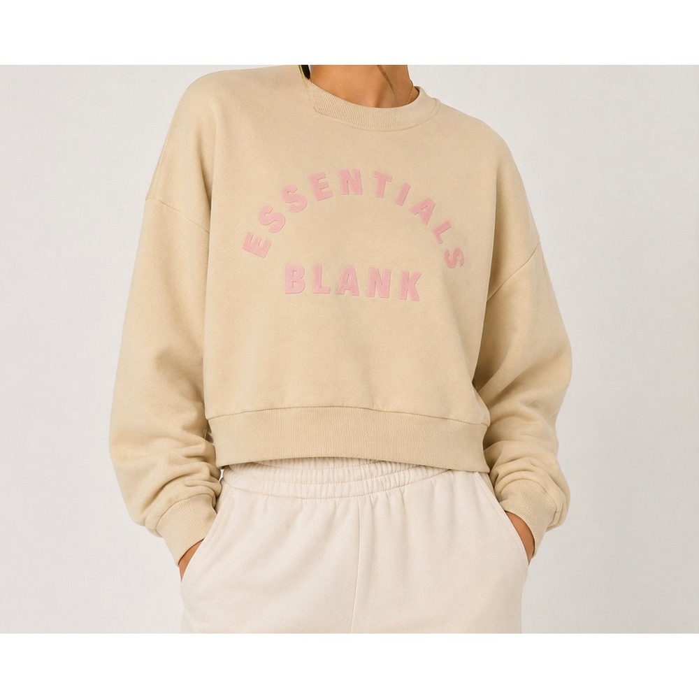 Blank Essentials Women's Arch HD Print Cropped Sweatshirt – XL